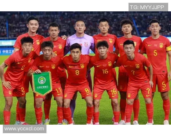 杭州足球队近期表现对比分析及未来发展趋势探讨 杭州足球队近期表现对比分析及未来发展趋势探讨